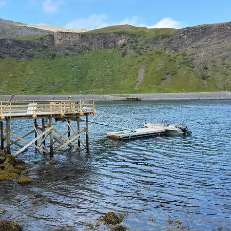 House Nordkapp Fishing Adventure * Sarnes